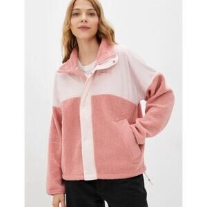 Under Armour Women's Pink Mission Full Zip Jacket Size Medium